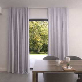 Gordijn op maat Lichtdoorlatend Between Platinum gray voorkant enkele plooi