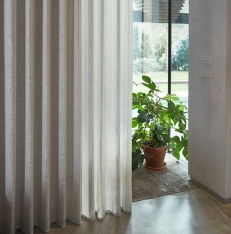 Lichtdoorlatende gordijnen op maat gemaakt